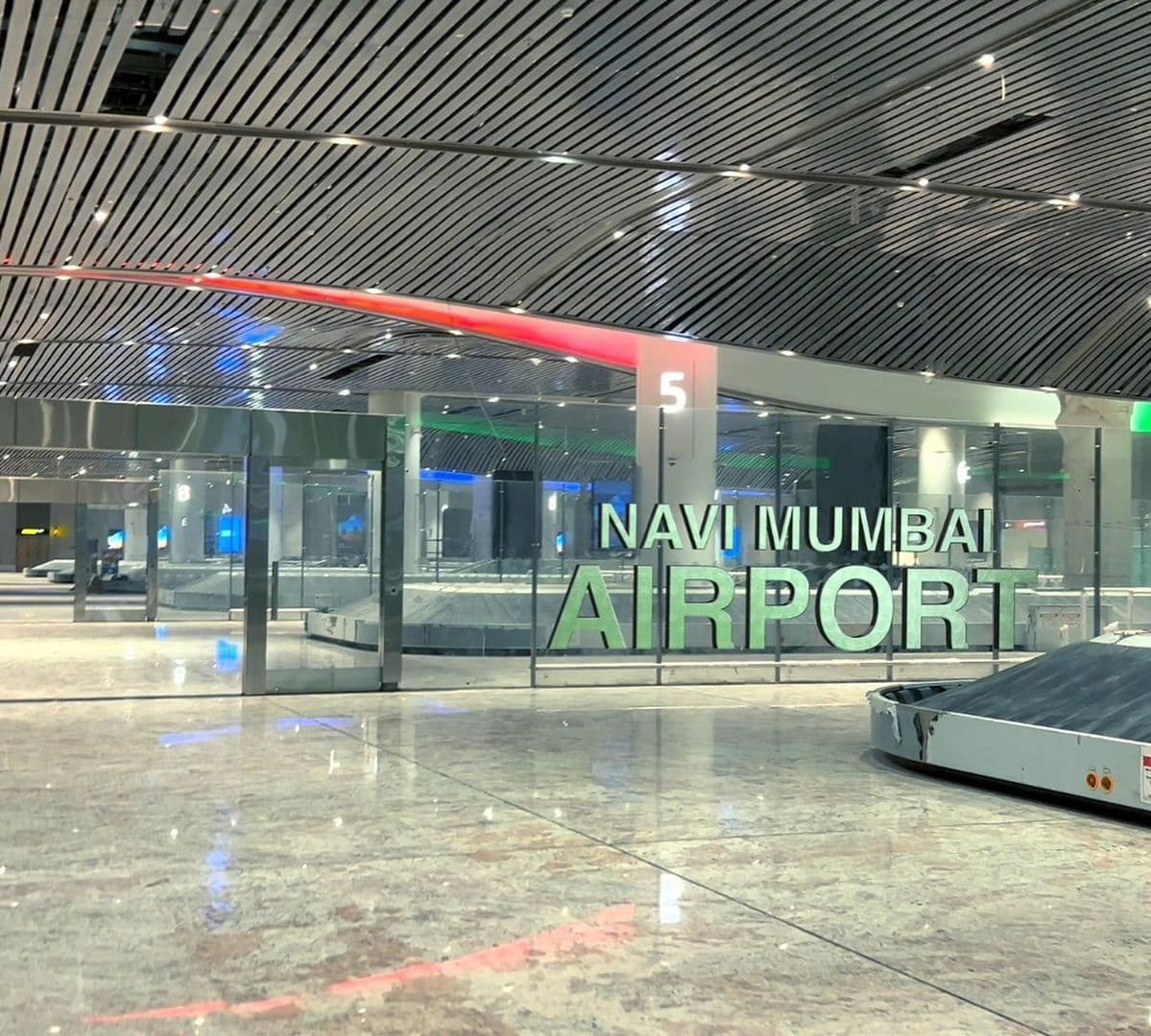 Navi Mumbai Airport to Pune cab route